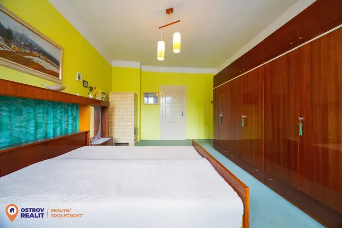 Prodej bytu 4+1, Šumperk, Masarykovo nám., 97 m2