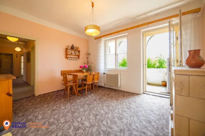 Prodej bytu 4+1, Šumperk, Masarykovo nám., 97 m2