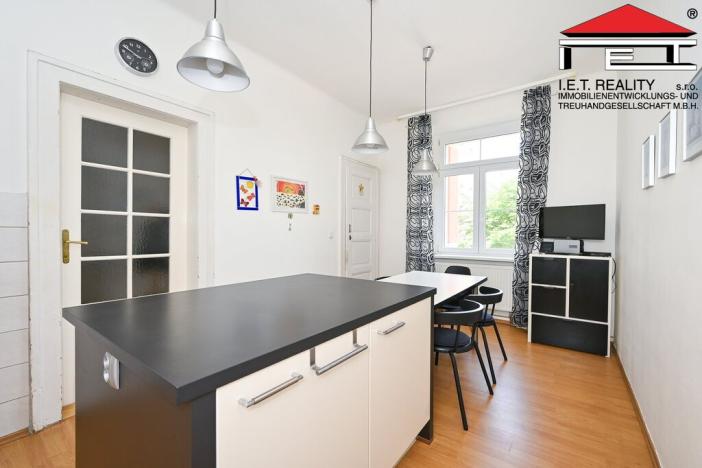 Prodej bytu 4+1, Brno, Čápkova, 109 m2