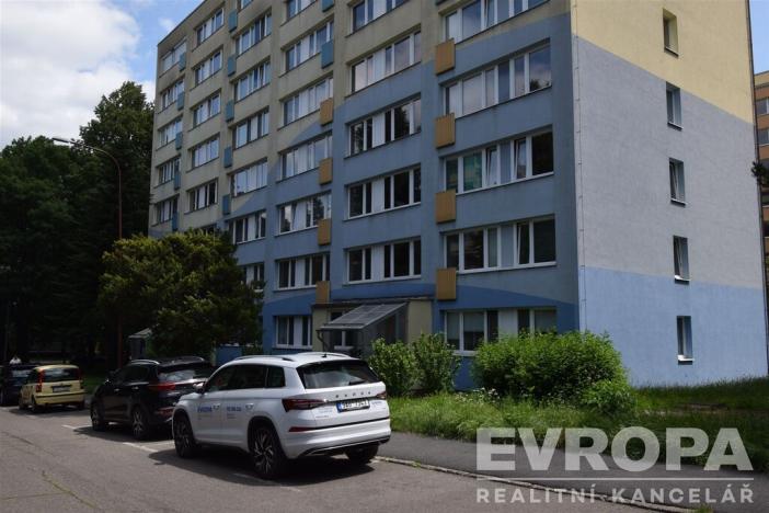 Prodej bytu 3+1, Kolín - Kolín II, Tisovecká, 77 m2