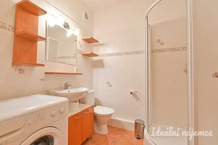 Pronájem bytu 1+kk, Brno, Keřová, 33 m2