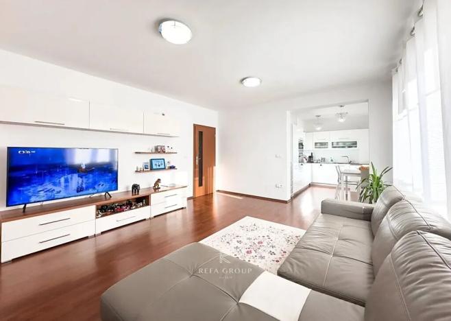 Prodej bytu 2+1, Praha - Dolní Počernice, Národních hrdinů, 75 m2