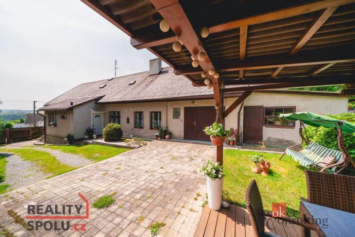 Prodej rodinného domu, Dolany, 198 m2