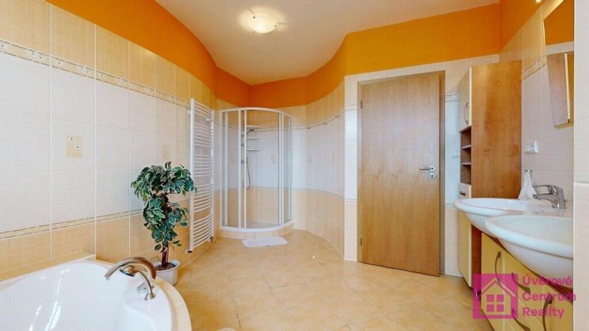 Prodej rodinného domu, Starovičky, 144 m2