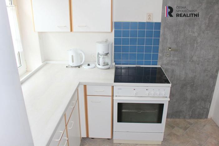 Prodej rodinného domu, Karlovy Vary - Stará Role, Palackého, 140 m2