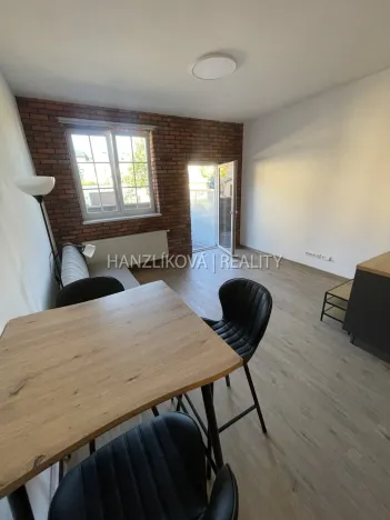 Pronájem bytu 2+kk, České Budějovice, 56 m2