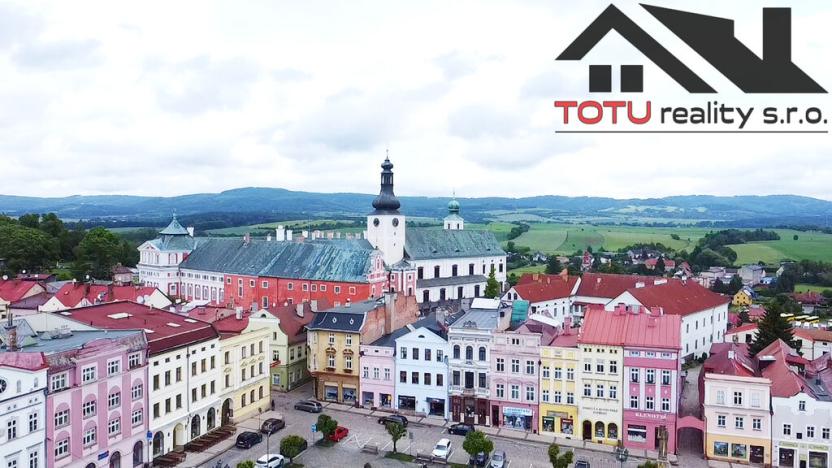 Prodej rodinného domu, Broumov, Mírové náměstí, 490 m2
