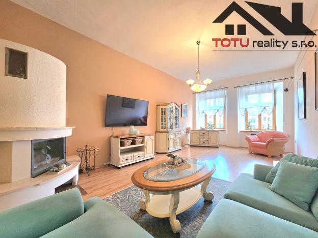 Prodej rodinného domu, Broumov, Mírové náměstí, 490 m2