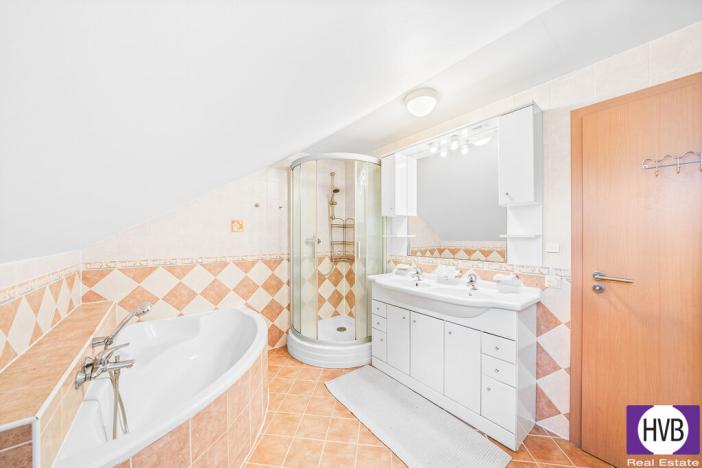 Prodej rodinného domu, Zbiroh, Heberova, 200 m2