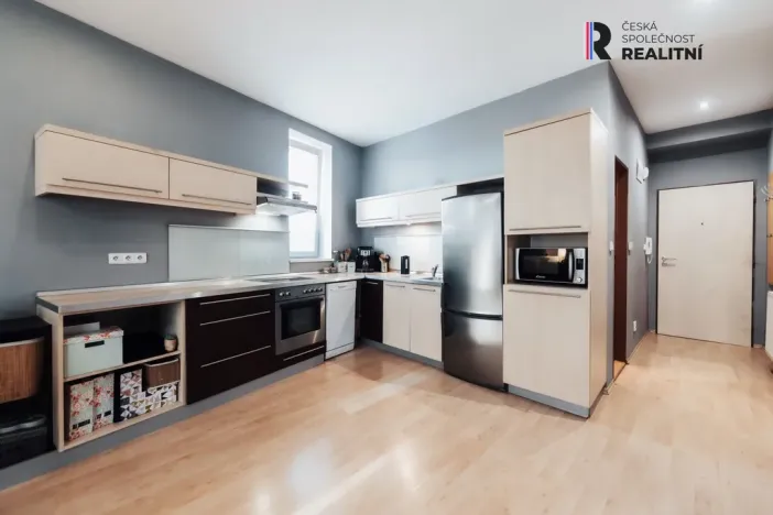 Pronájem bytu 3+kk, Zlín, Obeciny, 80 m2