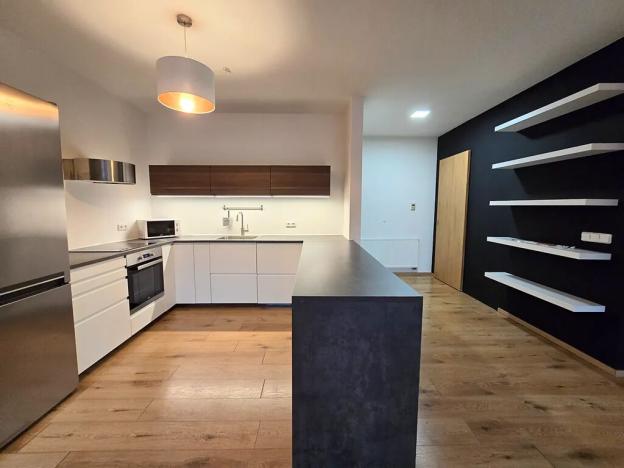 Prodej rodinného domu, Praha - Dolní Měcholupy, U svornosti, 154 m2