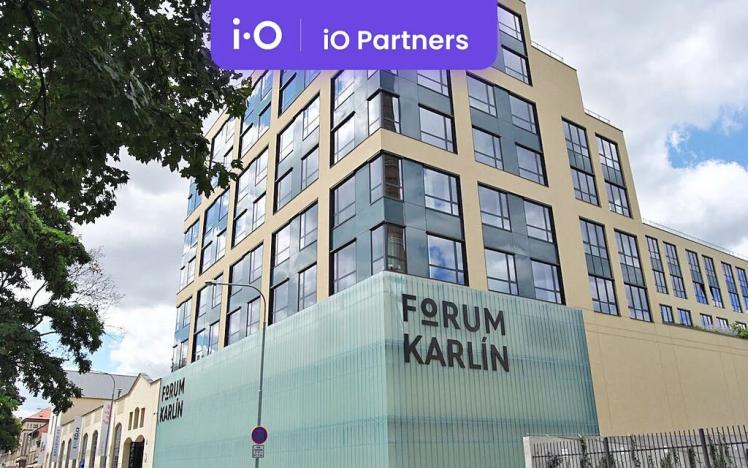 Pronájem kanceláře, Praha - Karlín, Pernerova, 1797 m2