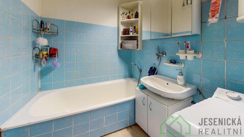 Prodej bytu 3+1, Jeseník - Bukovice, Sládkova, 67 m2