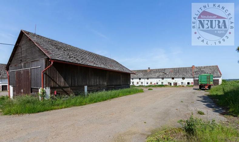 Prodej zemědělského objektu, Okrouhlice, Valečov, 12145 m2