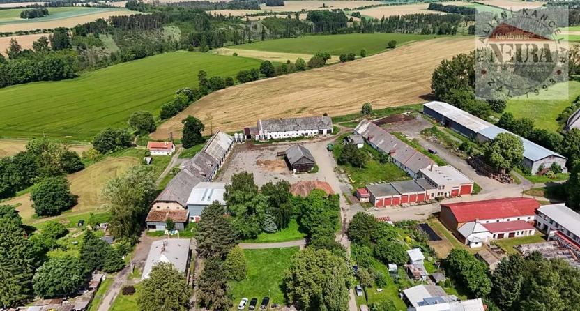 Prodej zemědělského objektu, Okrouhlice, Valečov, 12145 m2