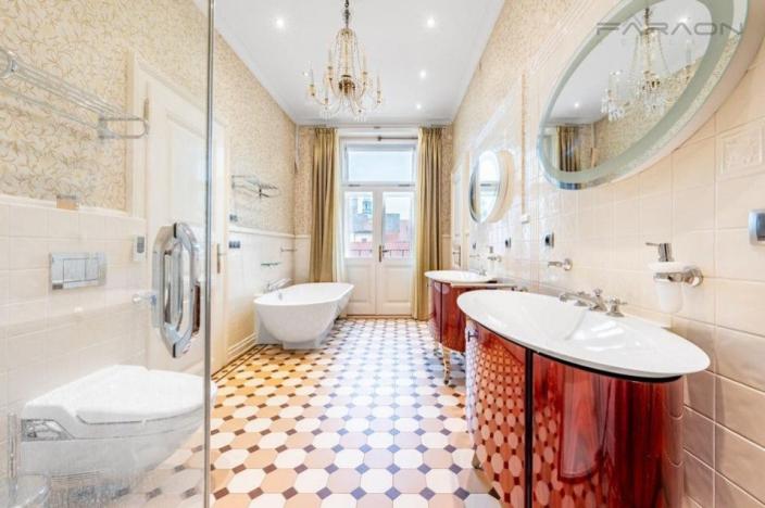 Pronájem bytu 4+1, Praha - Josefov, Pařížská, 184 m2