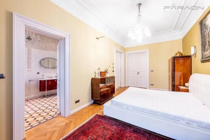 Pronájem bytu 4+1, Praha - Josefov, Pařížská, 184 m2