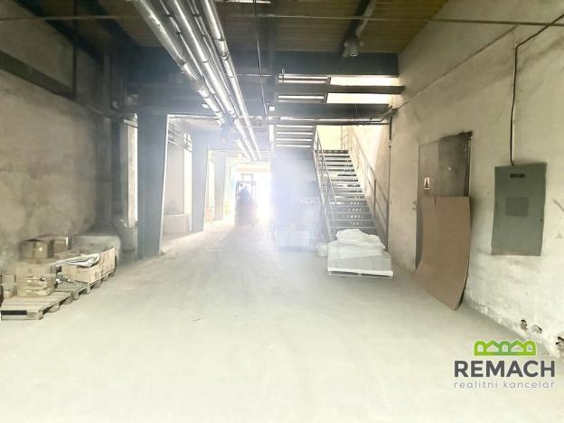 Pronájem skladu, Kunovice, Na Záhonech, 1123 m2
