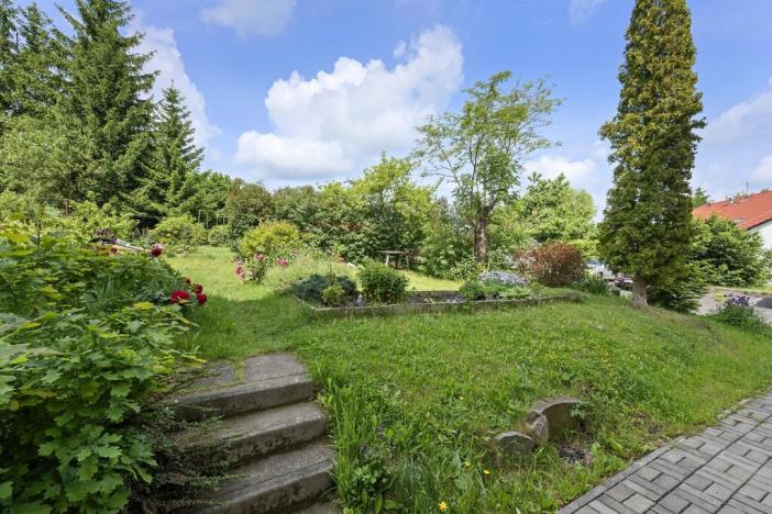 Prodej bytu 2+1, Jince, Čenkovská, 72 m2