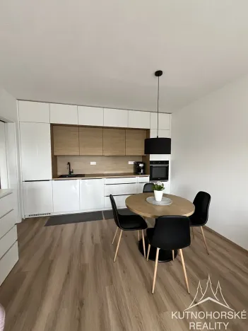 Pronájem bytu 2+kk, Kutná Hora, Plk. Loudy, 57 m2