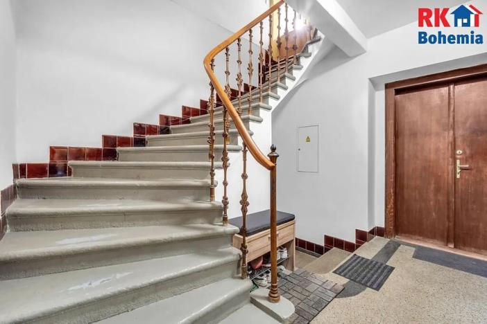 Prodej vícegeneračního domu, Mnichovo Hradiště, Masarykovo náměstí, 500 m2