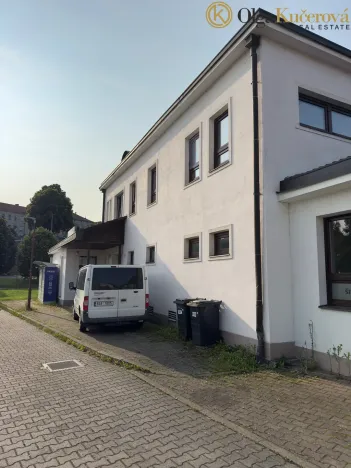 Prodej obchodního prostoru, Letovice, Masarykovo náměstí, 860 m2