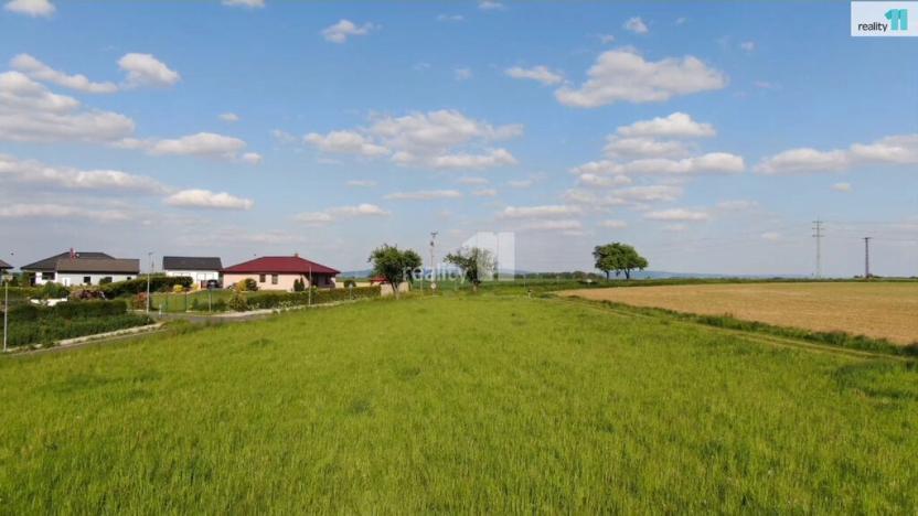 Prodej pozemku pro bydlení, Močovice, 7185 m2