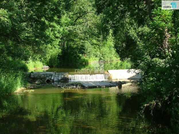 Prodej pozemku pro bydlení, Močovice, 7185 m2