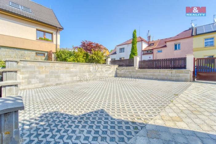 Prodej bytu 2+kk, Plzeň - Doudlevce, Šípková, 47 m2