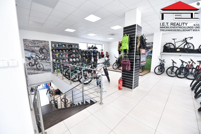 Pronájem obchodního prostoru, Ostrava, 28. října, 460 m2