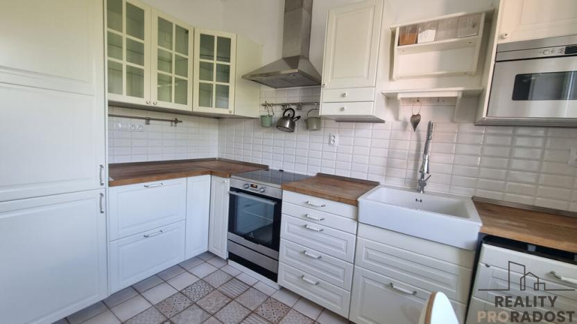 Pronájem bytu 2+1, Hodonín, Národní třída, 63 m2