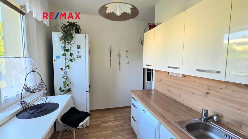 Prodej bytu 2+1, Karviná, Víta Nejedlého, 53 m2