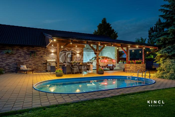 Prodej rodinného domu, Semice, 203 m2