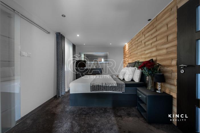 Prodej rodinného domu, Semice, 203 m2