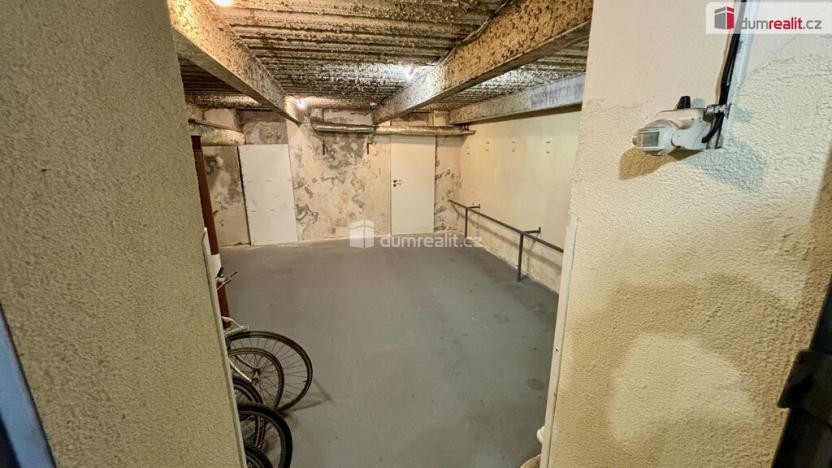 Pronájem obchodního prostoru, Karlovy Vary, Vítězná, 276 m2