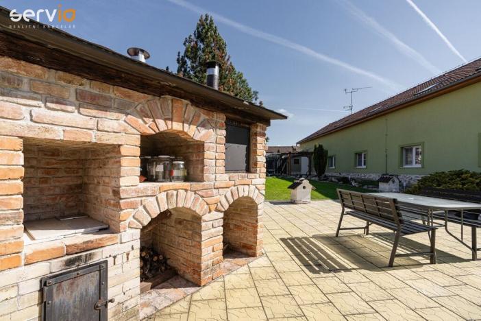 Prodej vinného sklepa, Dolní Dunajovice, Hlavní, 500 m2