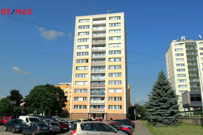 Prodej bytu 3+1, Hradec Králové - Třebeš, Urxova, 65 m2