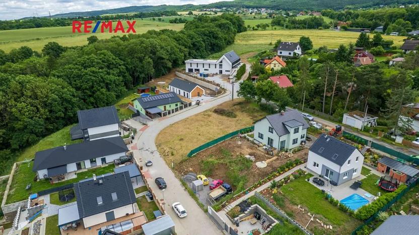 Prodej pozemku pro bydlení, Svinaře, 968 m2