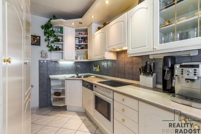 Prodej bytu 4+1, Praha, 93 m2