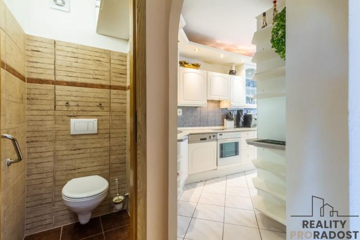 Prodej bytu 4+1, Praha, 93 m2