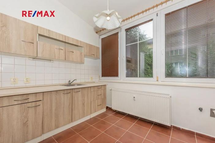 Pronájem bytu 1+1, Plzeň, Skvrňanská, 38 m2