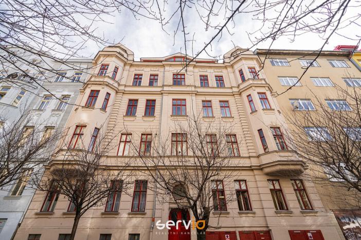 Prodej bytu 4+1, Brno, Čápkova, 137 m2
