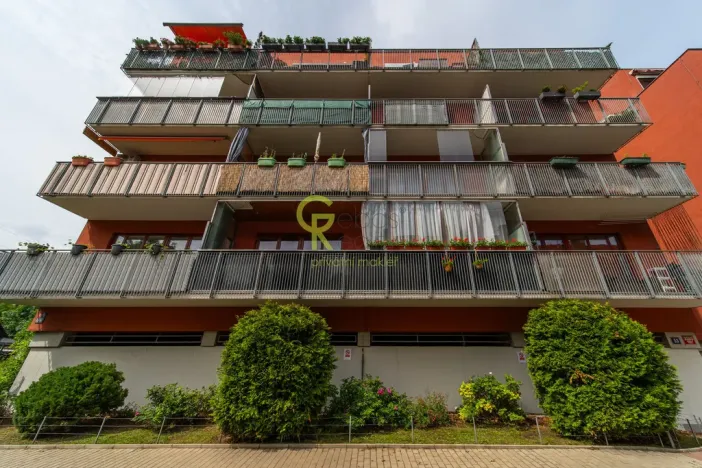 Pronájem bytu 1+kk, Praha - Záběhlice, Podle náhonu, 43 m2