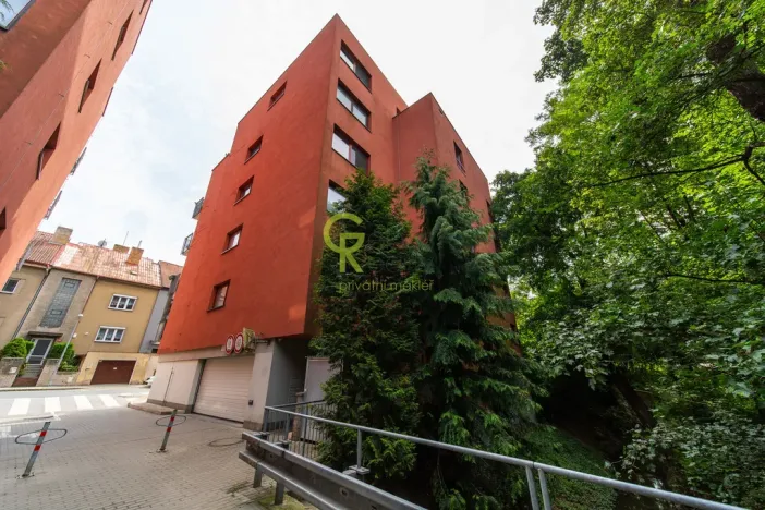 Pronájem bytu 1+kk, Praha - Záběhlice, Podle náhonu, 43 m2