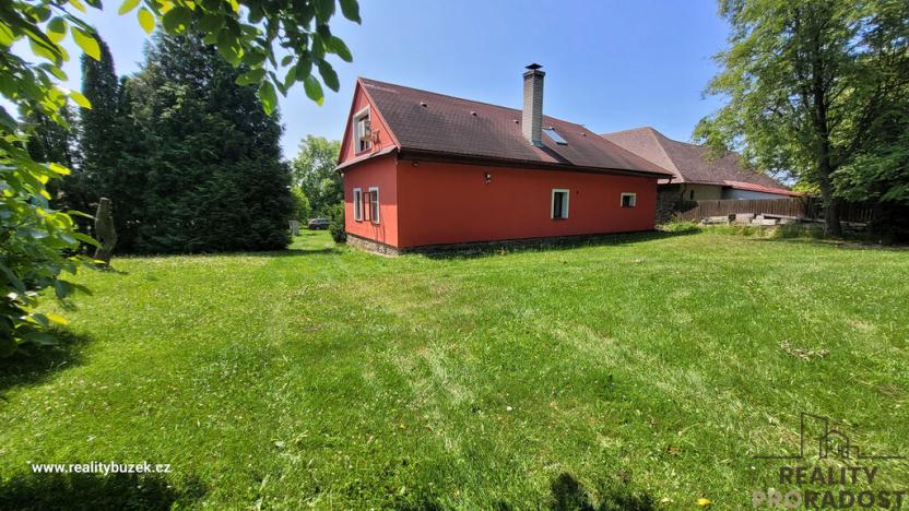 Prodej rodinného domu, Suchdol, 210 m2