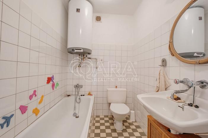 Prodej činžovního domu, Dobříš, Mírové náměstí, 450 m2