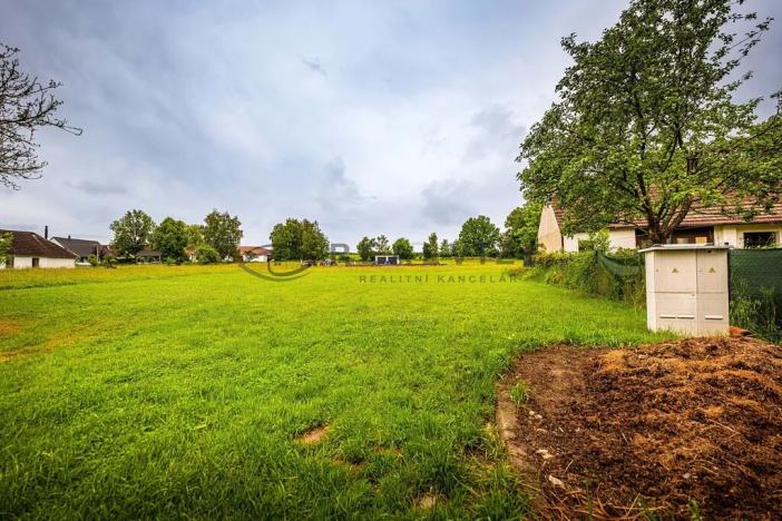 Prodej pozemku pro bydlení, Mladošovice, 1922 m2