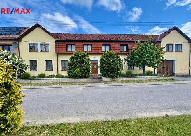 Prodej ubytování, Zvěrkovice, 372 m2