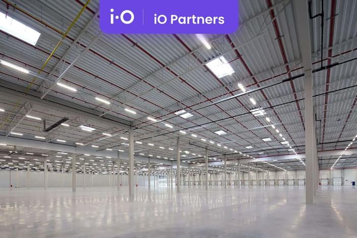 Pronájem skladu, Havraň, 10000 m2