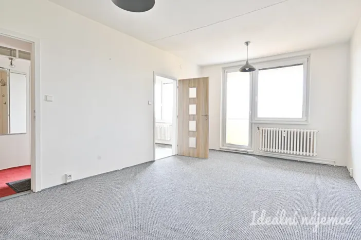 Pronájem bytu 1+1, Rosice, Kaštanová, 40 m2